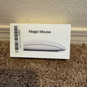 Apple Magic Mouse in Sleek White